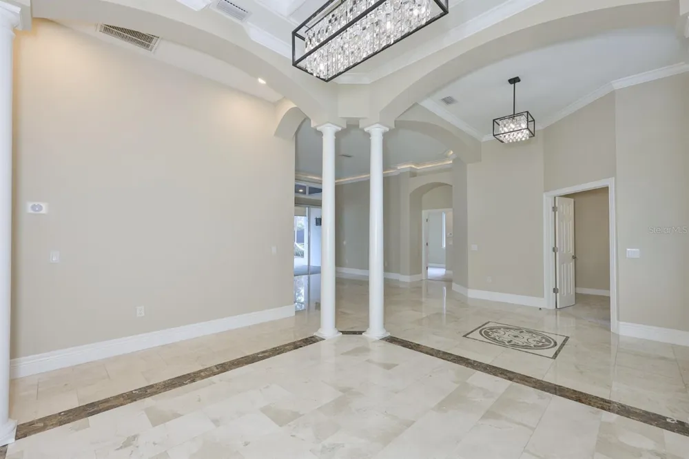 808 RIVER HAMMOCK BOULEVARD Brandon, FL 33511