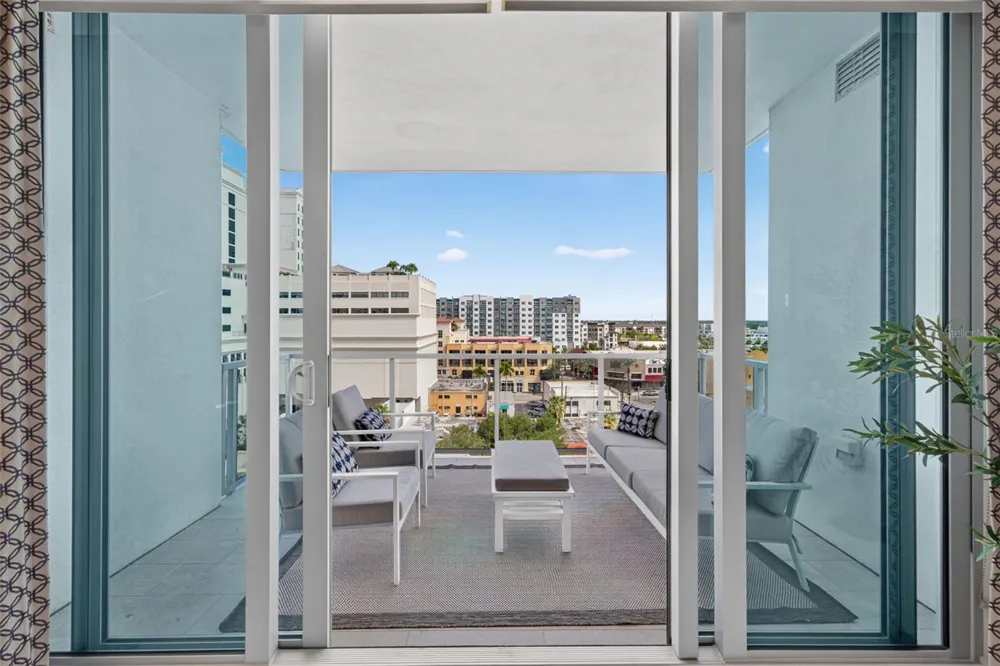 111 S PINEAPPLE AVENUE #716 Sarasota, FL 34236