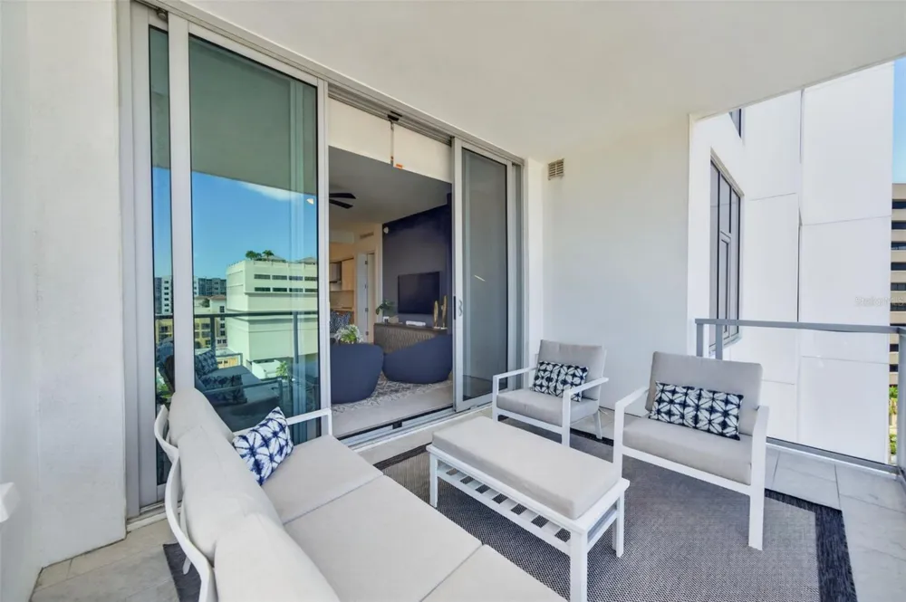 111 S PINEAPPLE AVENUE #716 Sarasota, FL 34236