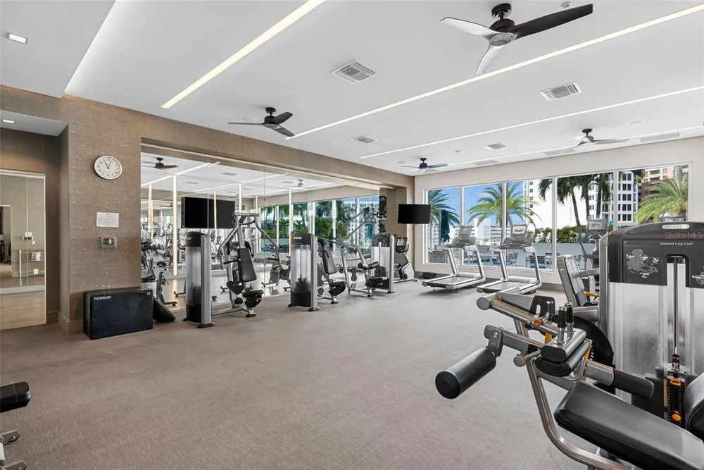 111 S PINEAPPLE AVENUE #716 Sarasota, FL 34236