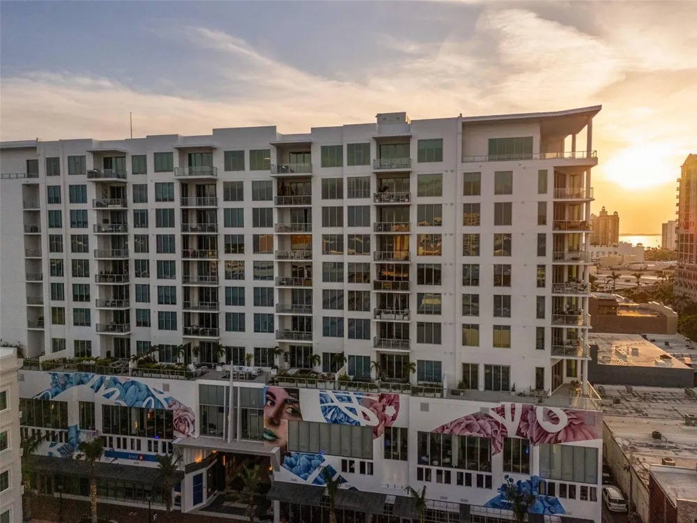111 S PINEAPPLE AVENUE #716 Sarasota, FL 34236