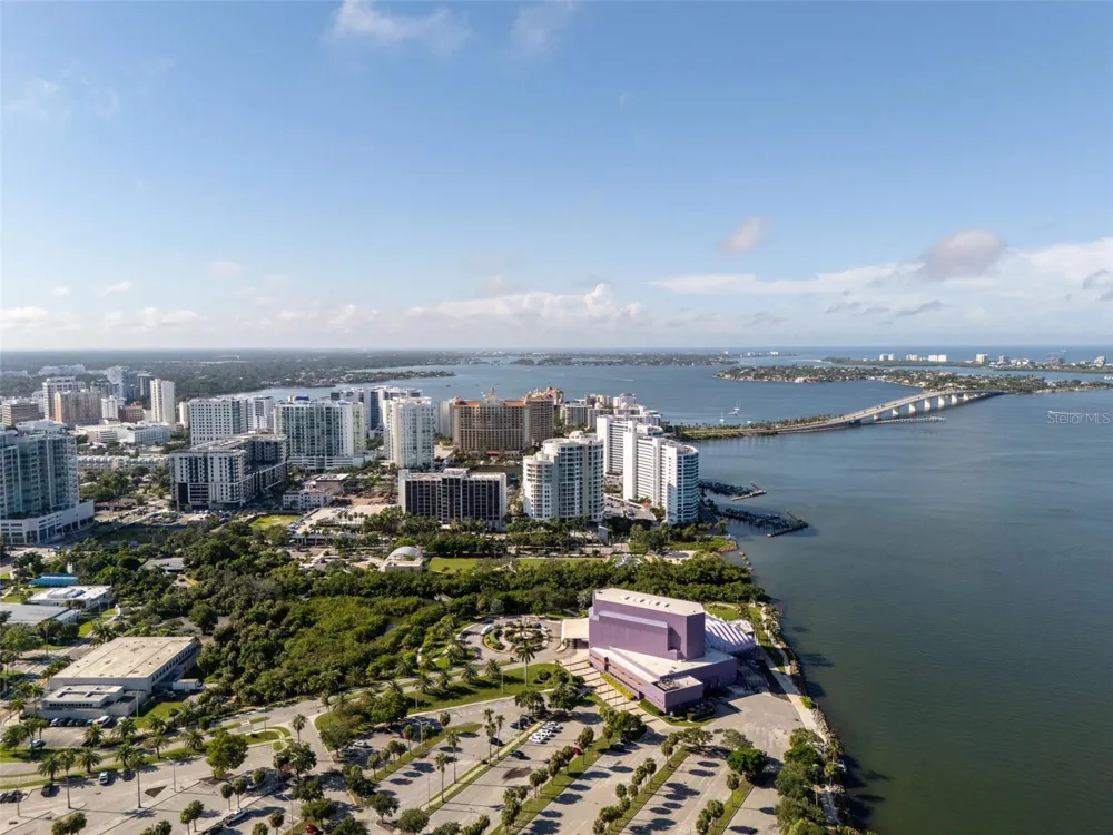 111 S PINEAPPLE AVENUE #716 Sarasota, FL 34236