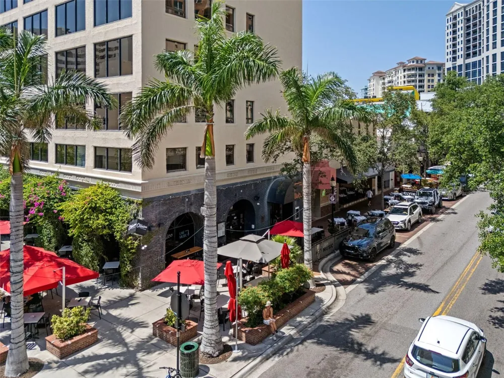 111 S PINEAPPLE AVENUE #716 Sarasota, FL 34236