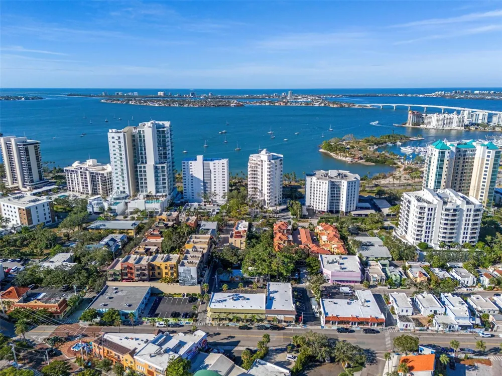 111 S PINEAPPLE AVENUE #716 Sarasota, FL 34236