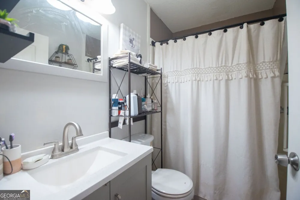 41 Sheridan ST St. George, GA 31562