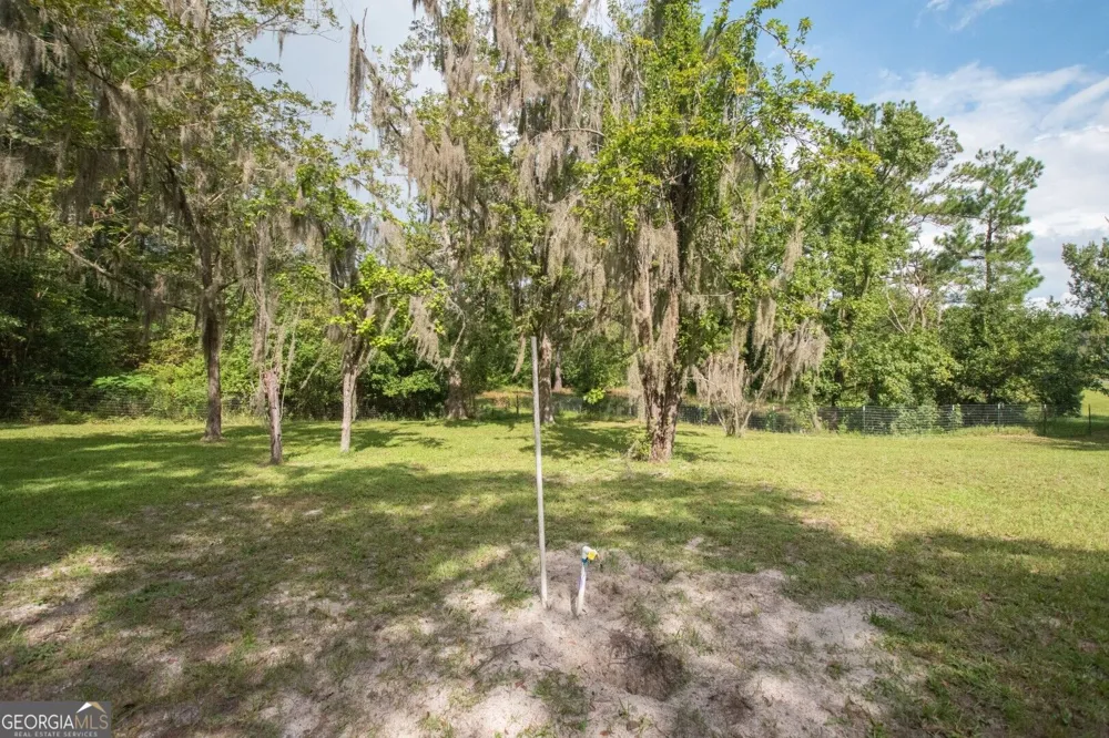 41 Sheridan ST St. George, GA 31562