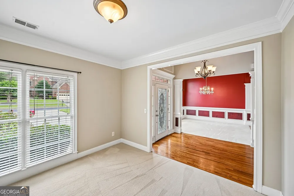 3923 Springtree LN Hoschton, GA 30548
