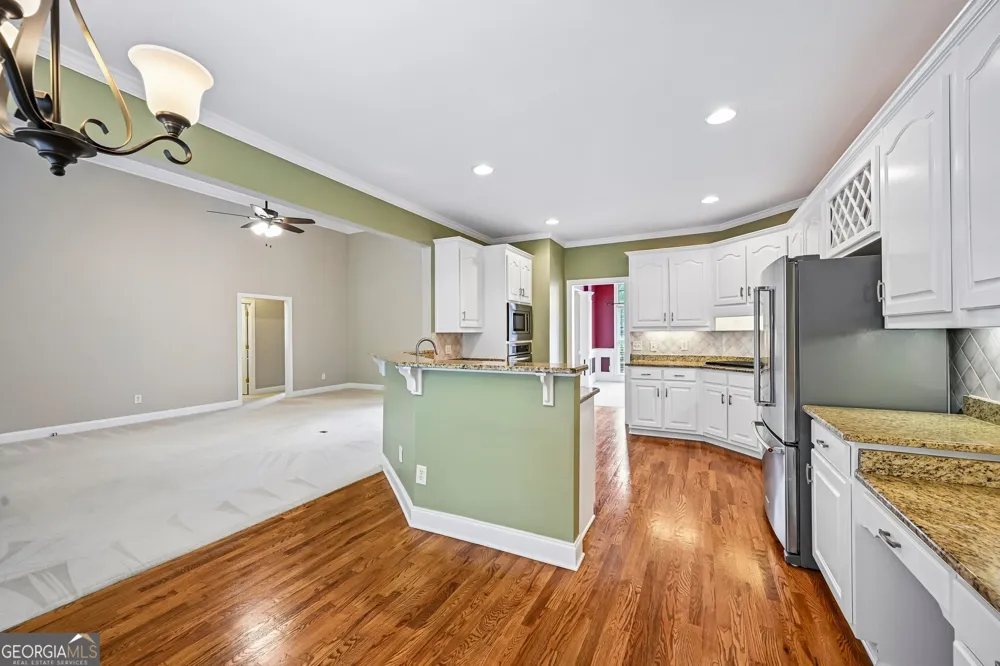 3923 Springtree LN Hoschton, GA 30548