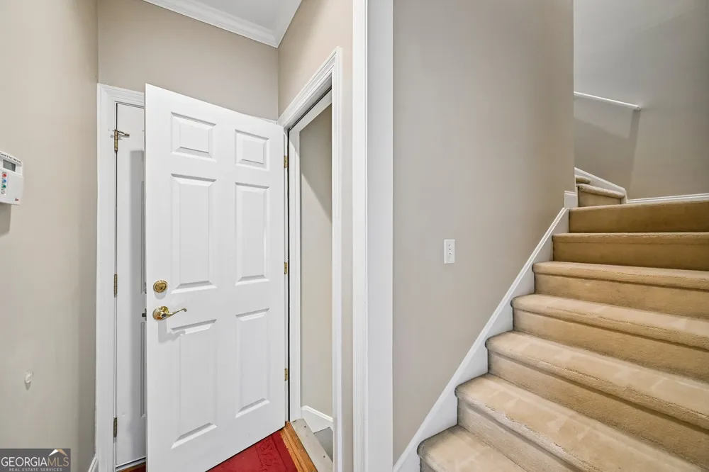 3923 Springtree LN Hoschton, GA 30548