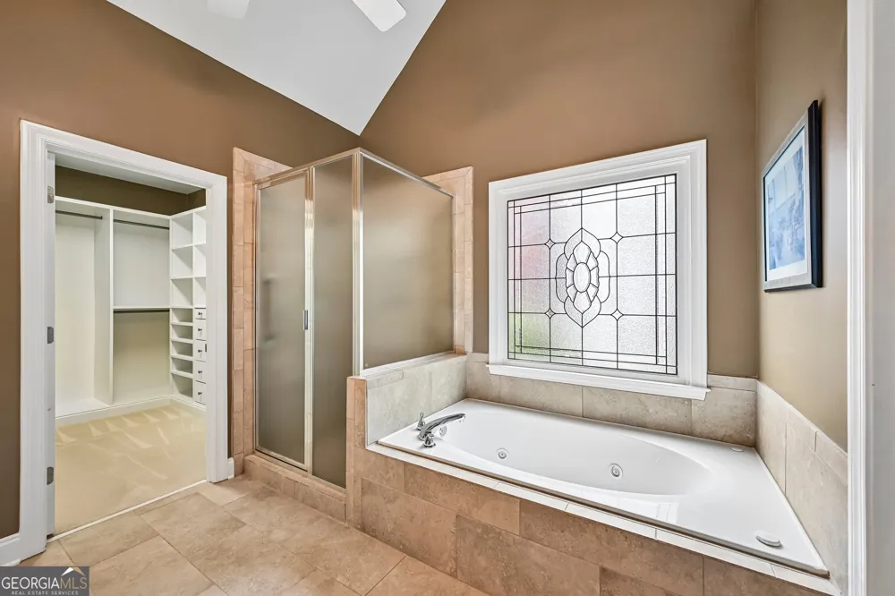 3923 Springtree LN Hoschton, GA 30548
