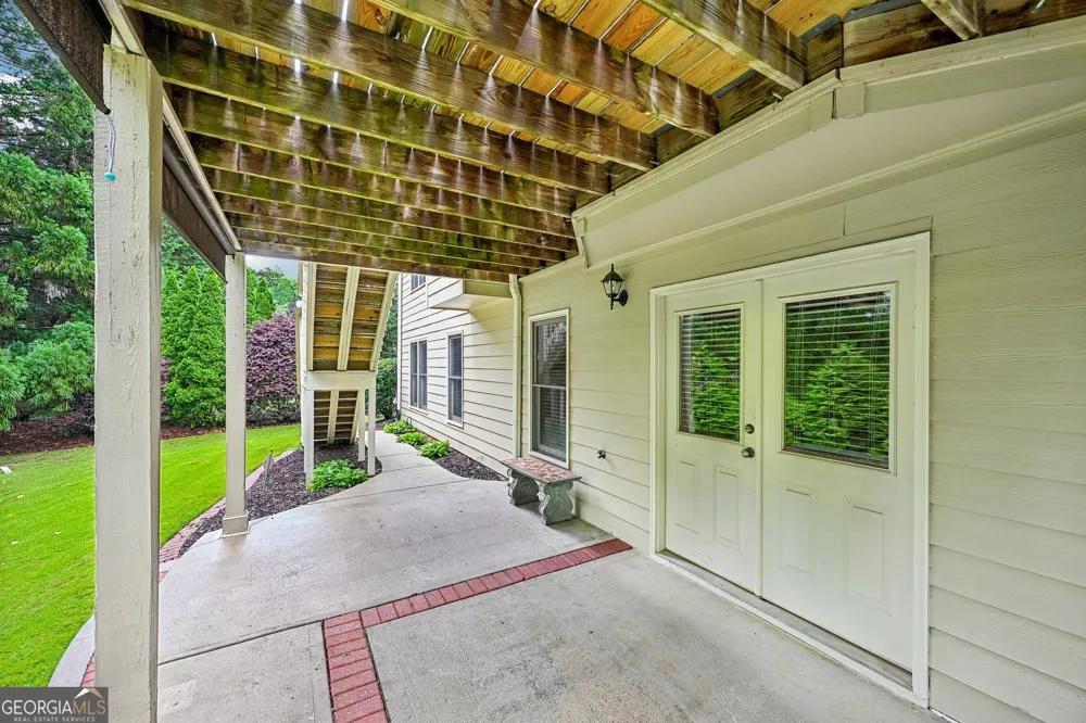 3923 Springtree LN Hoschton, GA 30548
