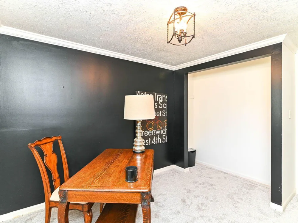 8442 Duncaster Court Indianapolis, IN 46256