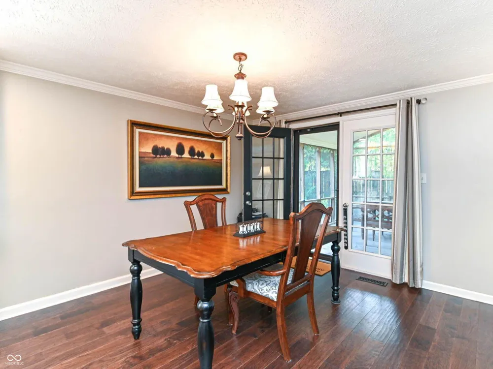 8442 Duncaster Court Indianapolis, IN 46256