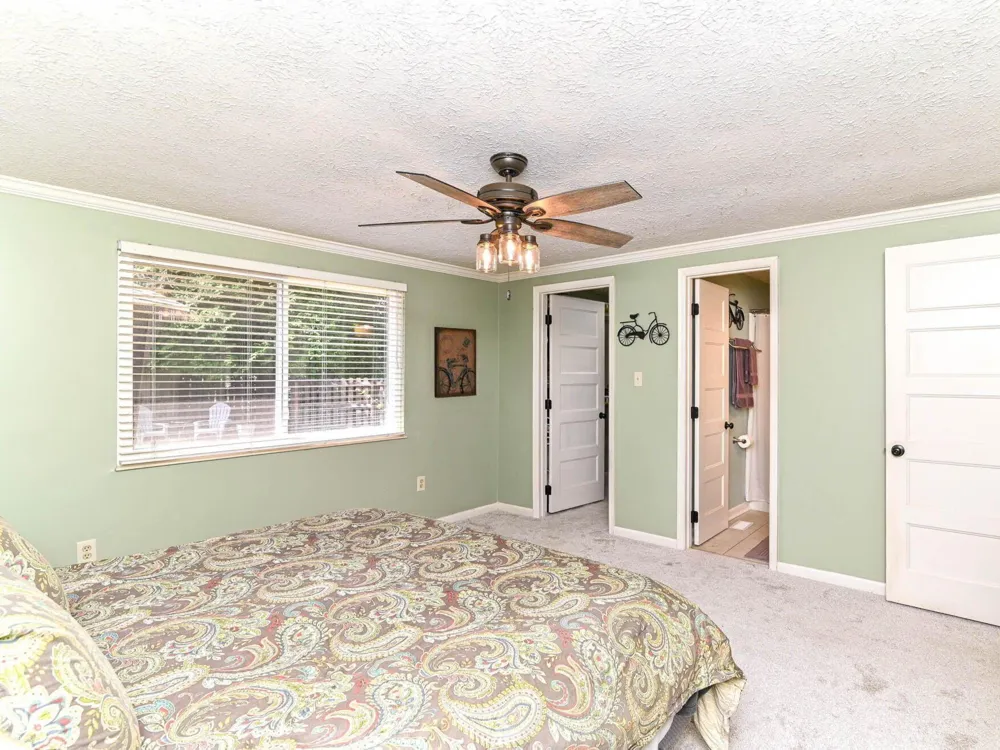 8442 Duncaster Court Indianapolis, IN 46256