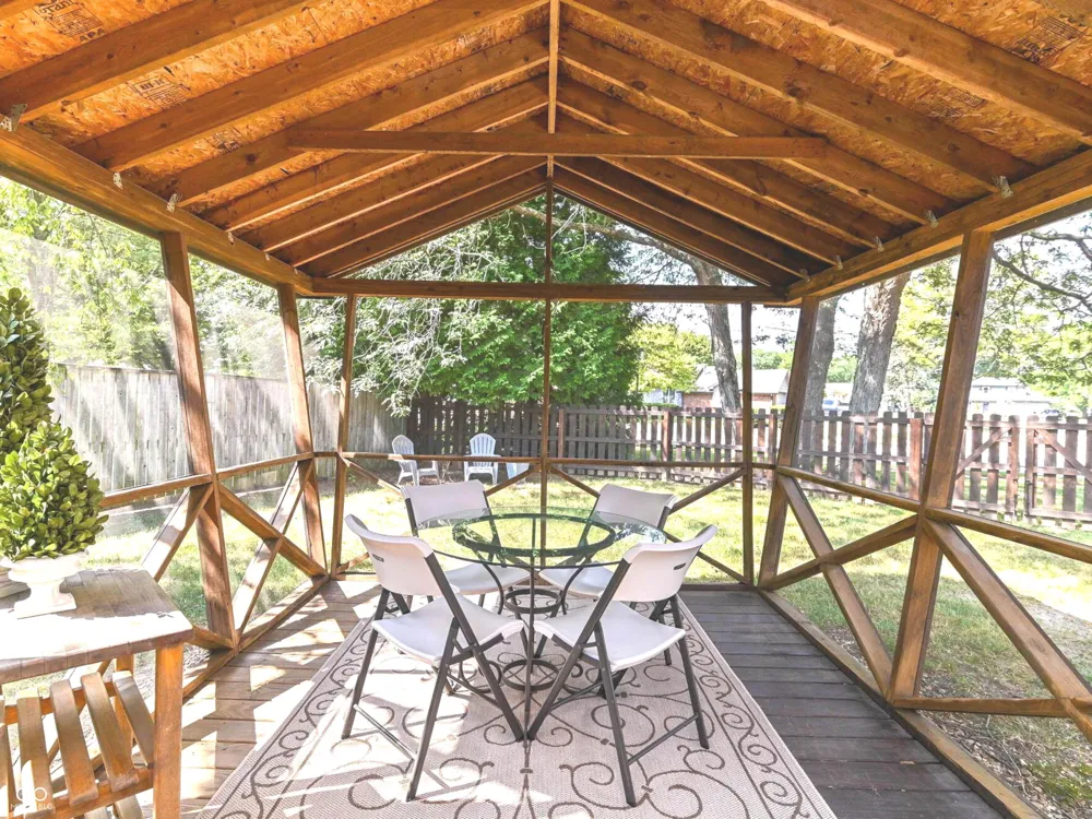 8442 Duncaster Court Indianapolis, IN 46256