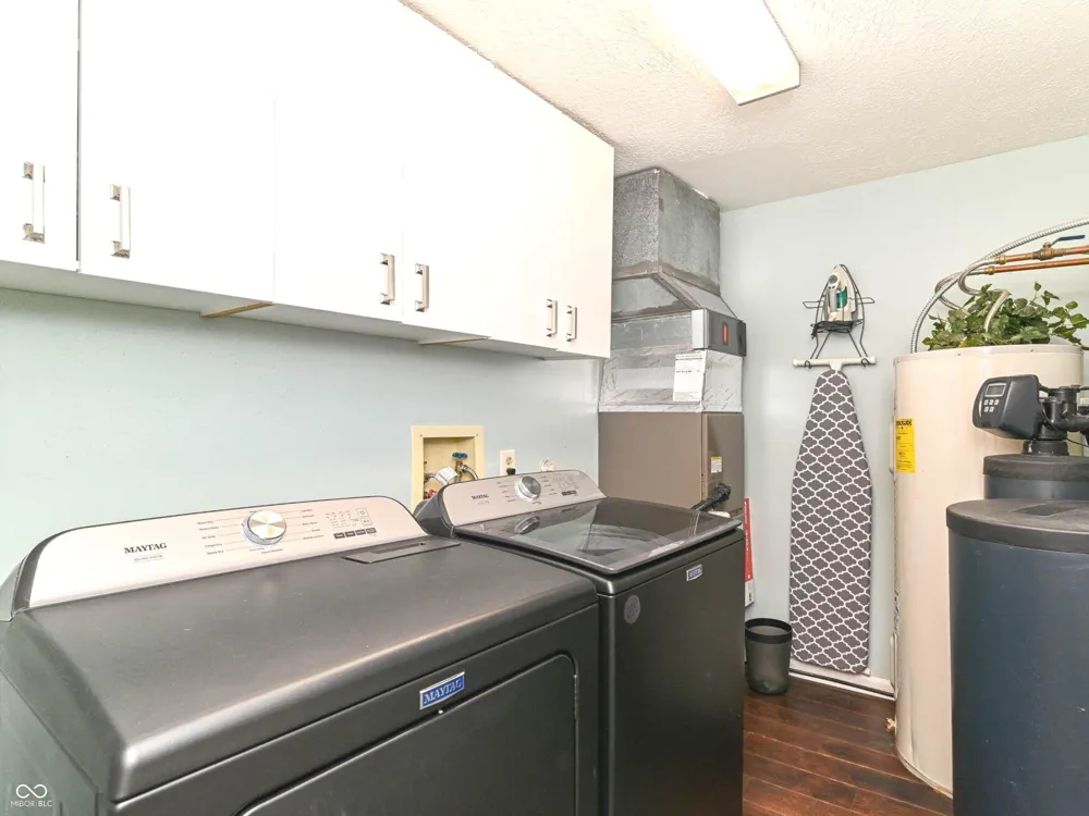 8442 Duncaster Court Indianapolis, IN 46256
