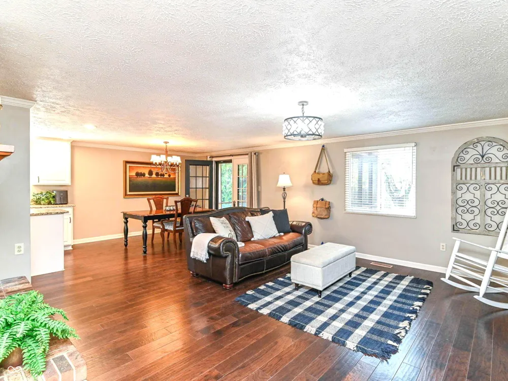 8442 Duncaster Court Indianapolis, IN 46256