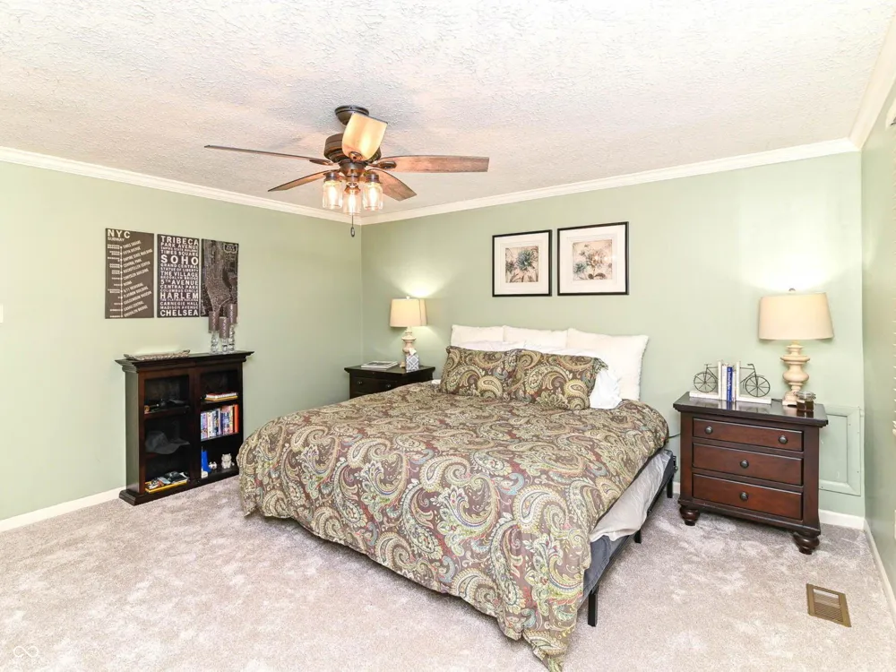8442 Duncaster Court Indianapolis, IN 46256