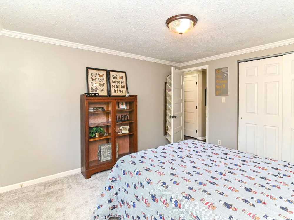8442 Duncaster Court Indianapolis, IN 46256