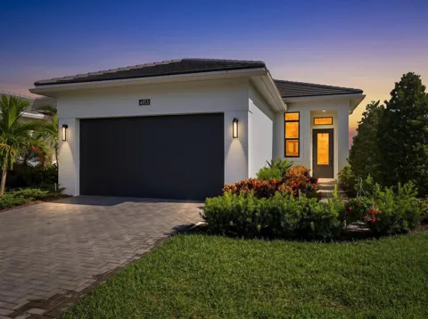 4853 Saint Armands Way