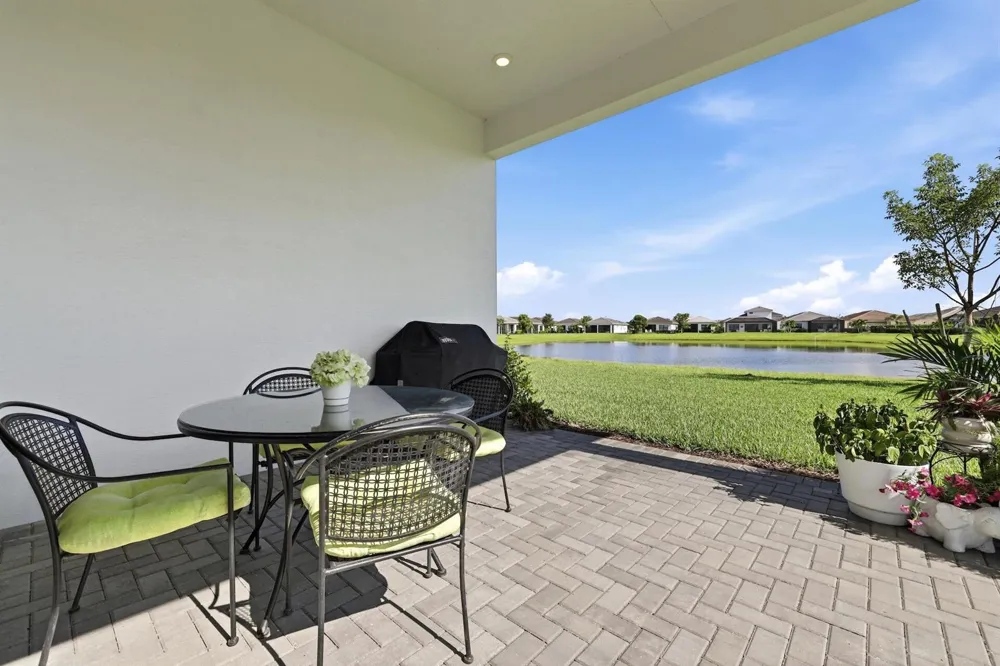 4853 Saint Armands Way Westlake, FL 33470