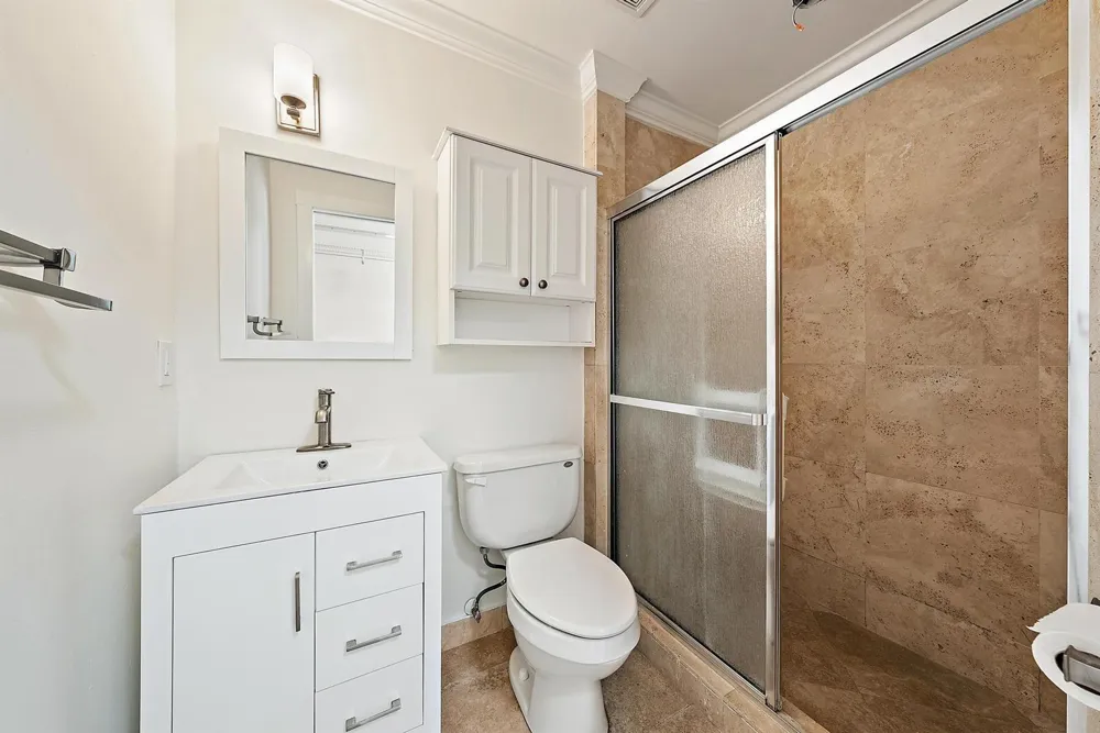 228 9TH STREET West Palm Beach, FL 33401