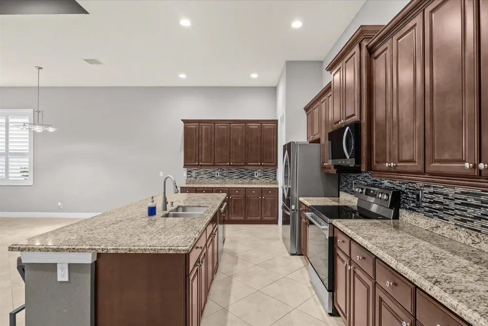 10661 SW Visconti Way Port St. Lucie, FL 34986