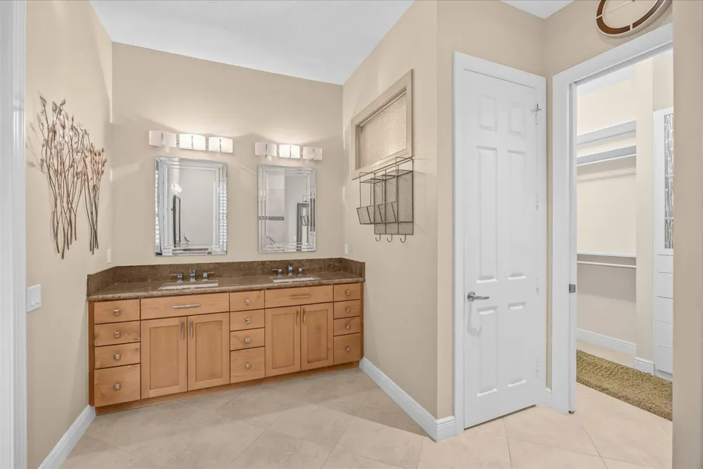 10661 SW Visconti Way Port St. Lucie, FL 34986