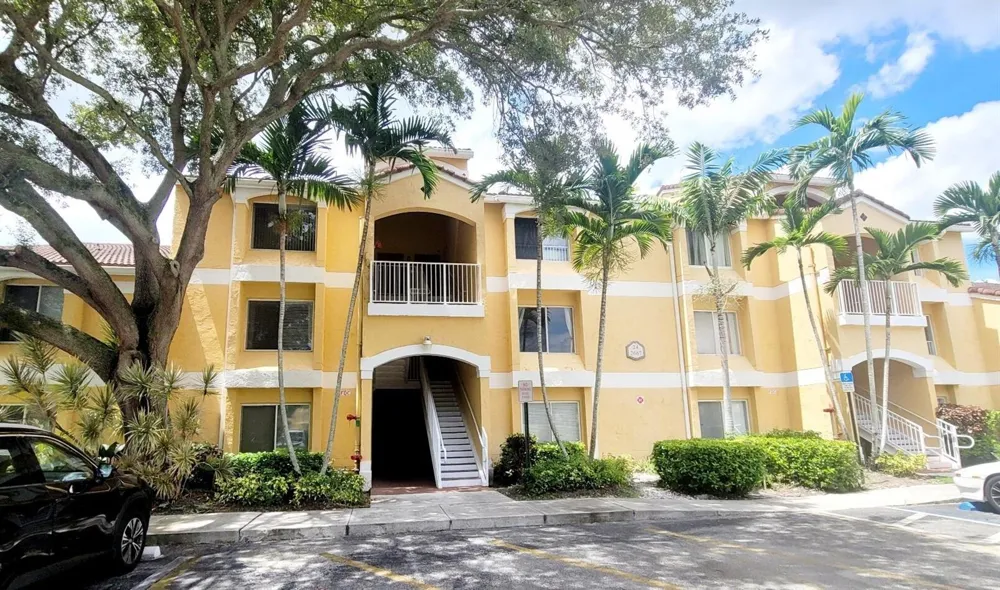 2667 NW 33RD STREET #2402 Oakland Park, FL 33309