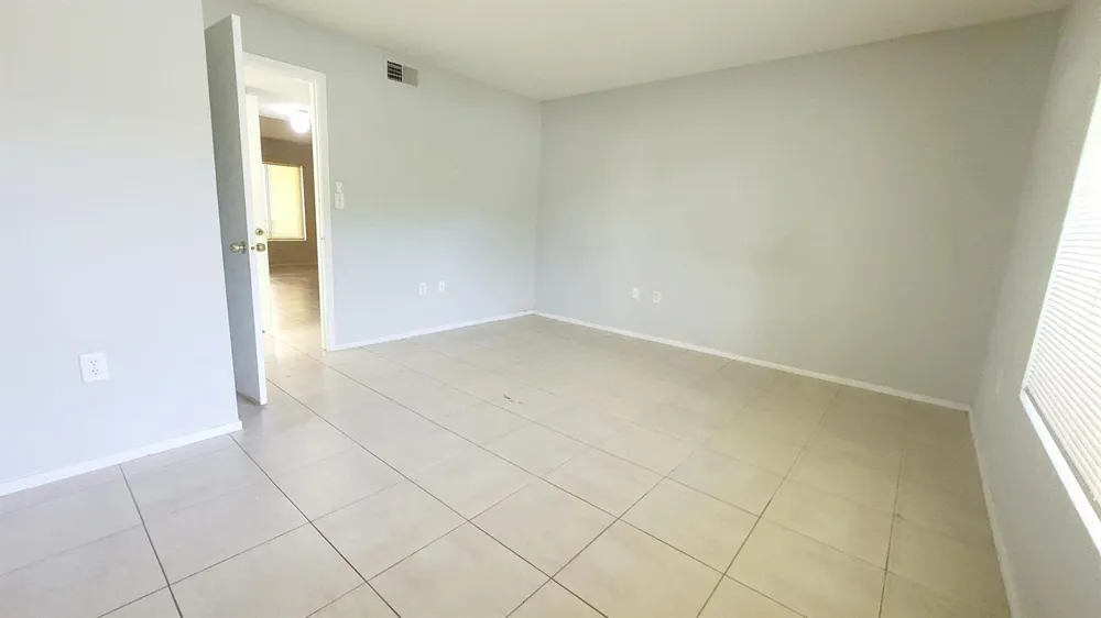 2667 NW 33RD STREET #2402 Oakland Park, FL 33309