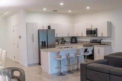 108 NW 31ST AVENUE