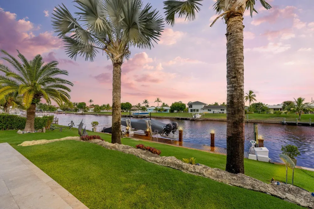 206 Arlington Road West Palm Beach, FL 33405