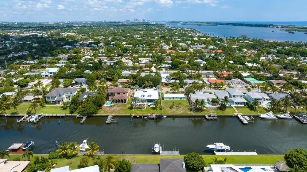 206 Arlington Road West Palm Beach, FL 33405