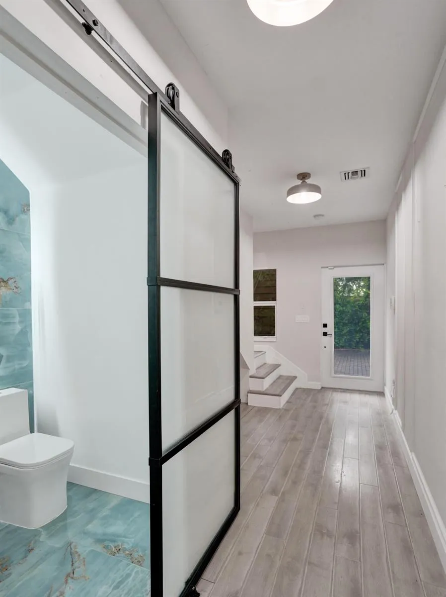 1035 NW 2ND AVENUE Fort Lauderdale, FL 33311