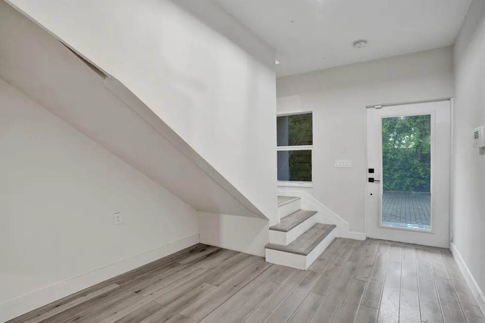 1035 NW 2ND AVENUE Fort Lauderdale, FL 33311
