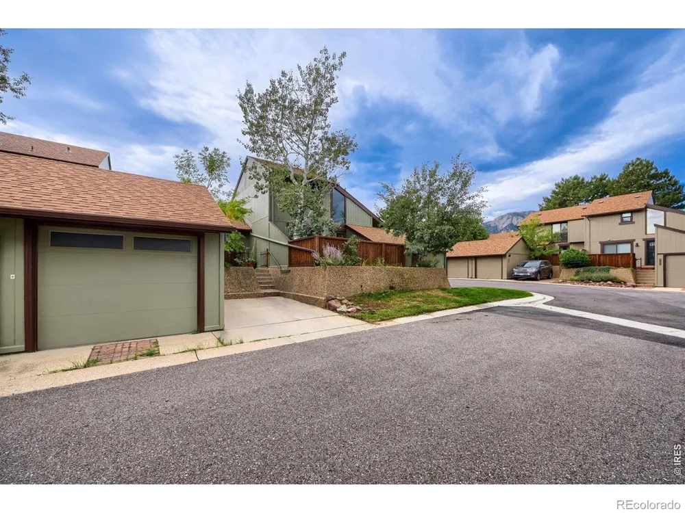 4176 Greenbriar Boulevard Boulder, CO 80305
