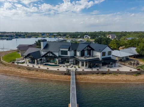 1011 Possum Point