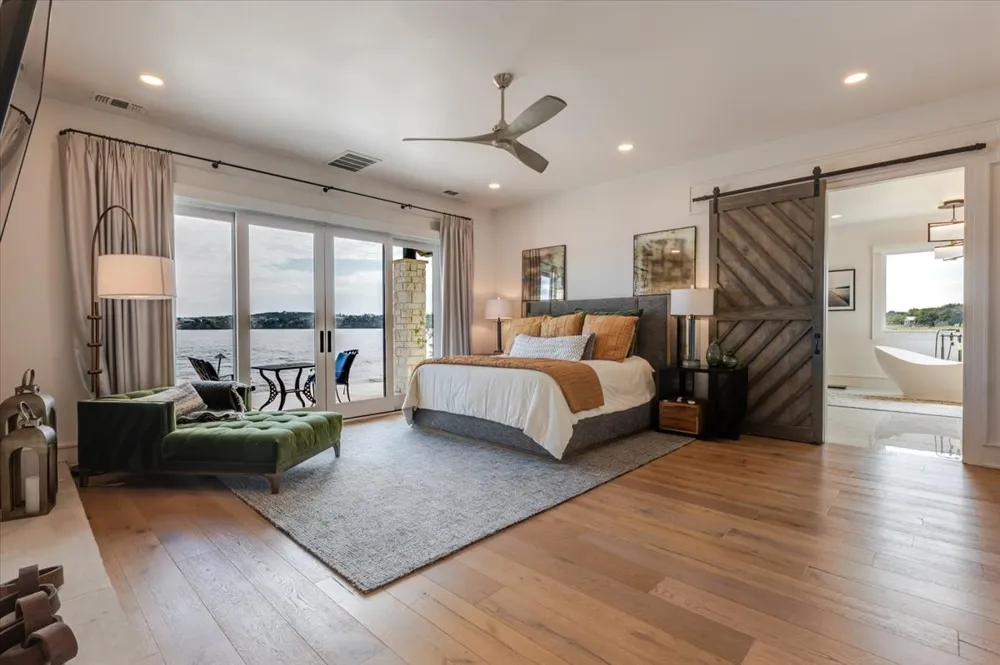 1011 Possum Point Graford, TX 76449
