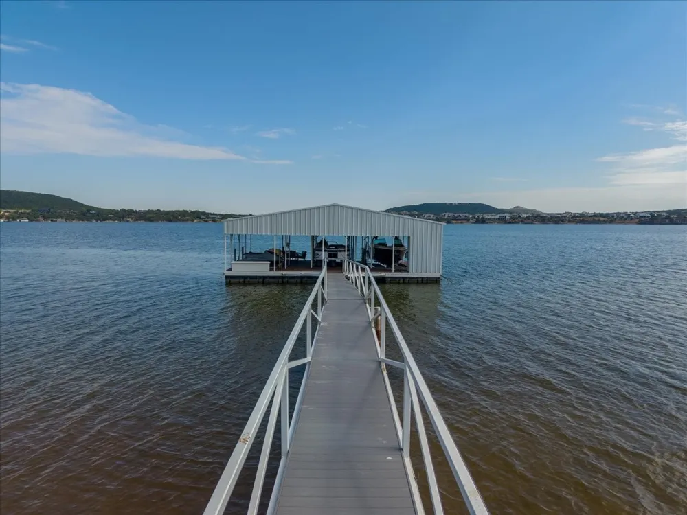 1011 Possum Point Graford, TX 76449