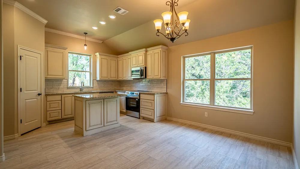 2714 Austin Drive Granbury, TX 76048