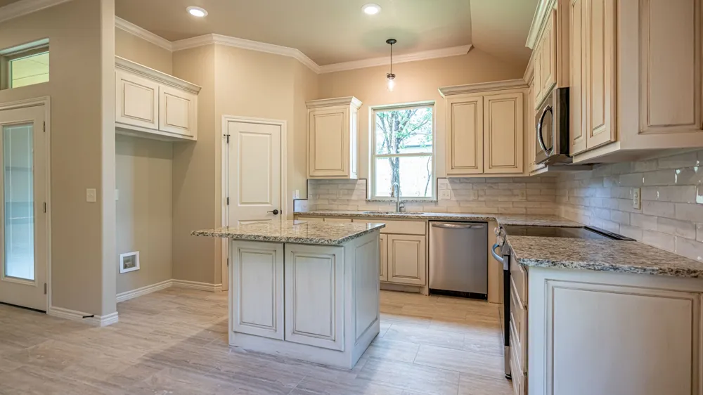 2714 Austin Drive Granbury, TX 76048