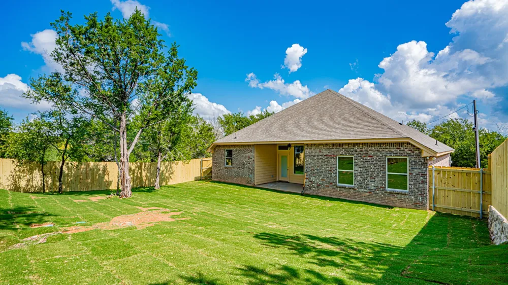 2714 Austin Drive Granbury, TX 76048