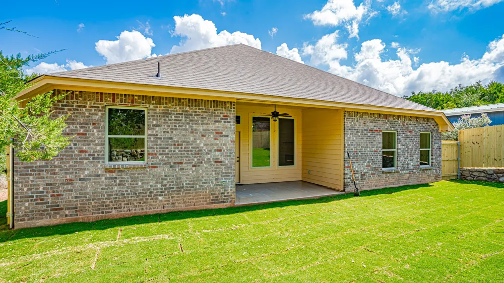 2714 Austin Drive Granbury, TX 76048