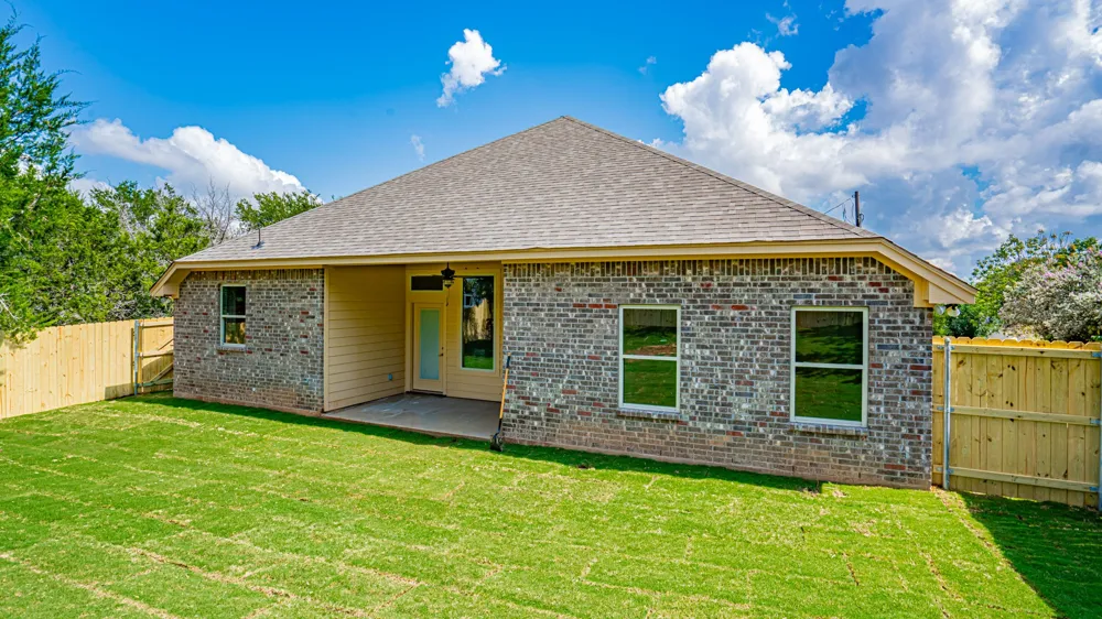 2714 Austin Drive Granbury, TX 76048