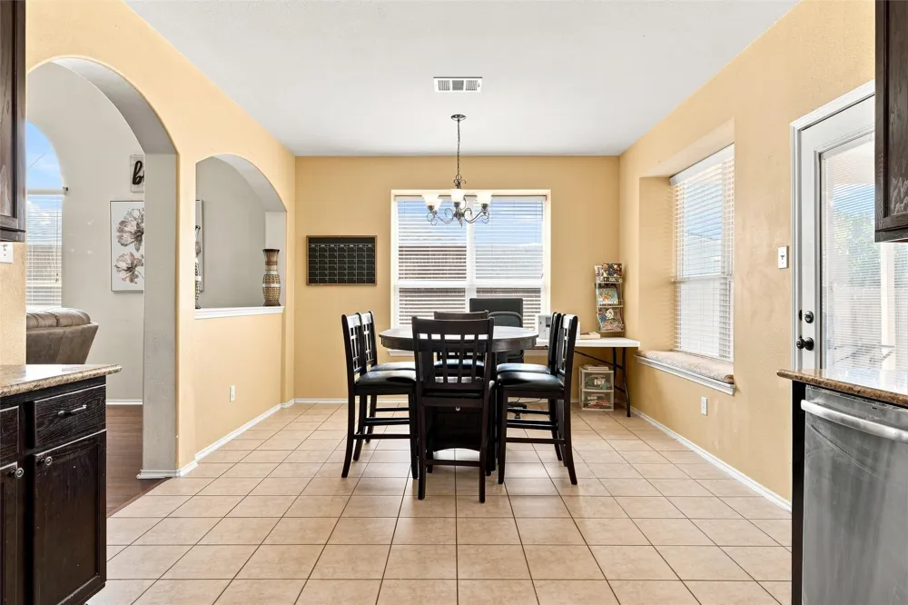 10245 Salem Way Waco, TX 76708