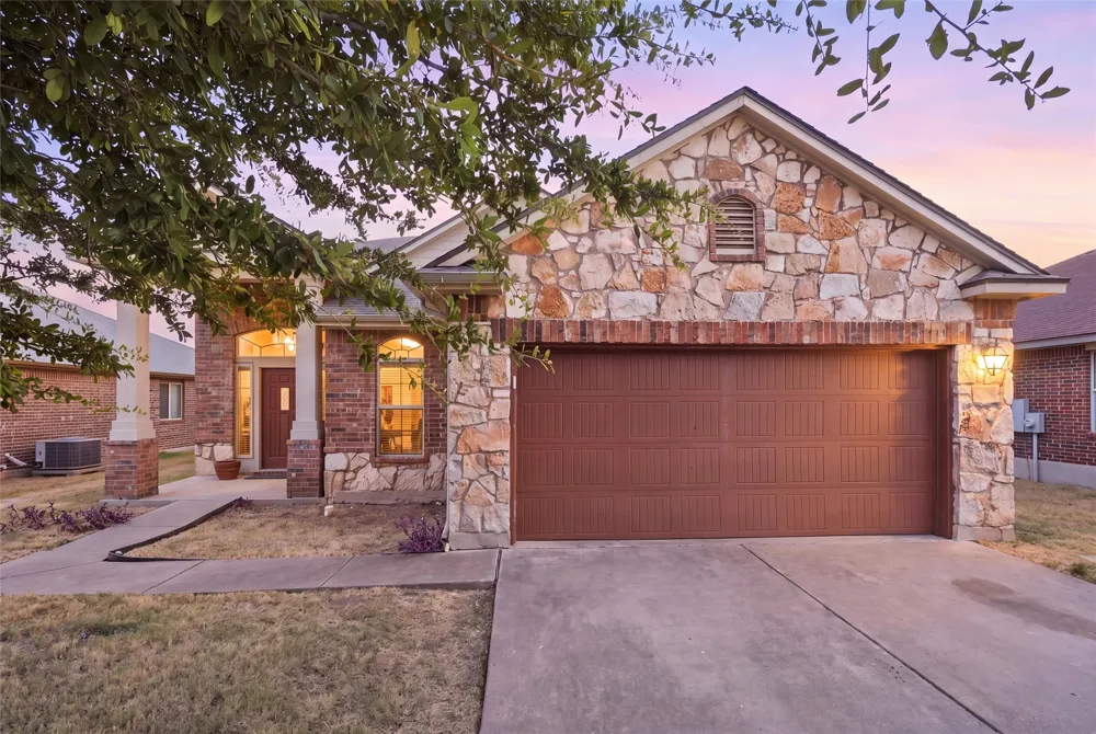 10245 Salem Way Waco, TX 76708