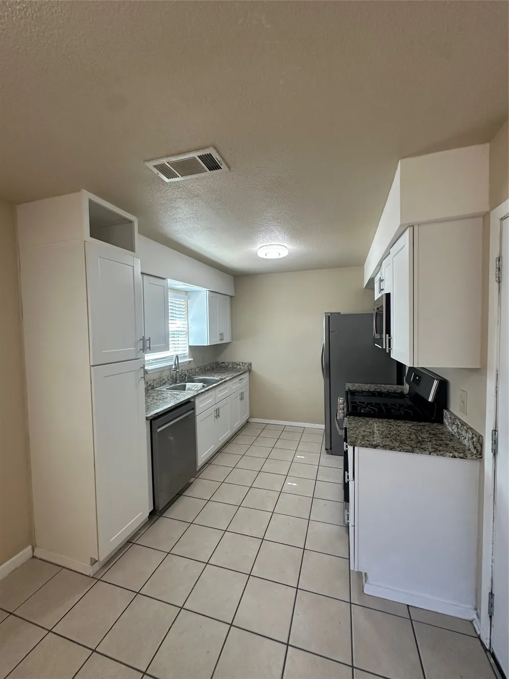 5001 Cummings Drive North Richland Hills, TX 76180