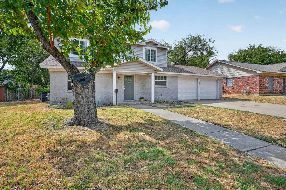 1804 Mims Street Fort Worth, TX 76112
