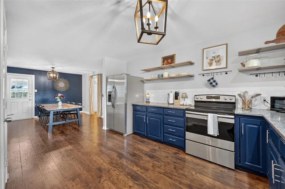 1804 Mims Street Fort Worth, TX 76112