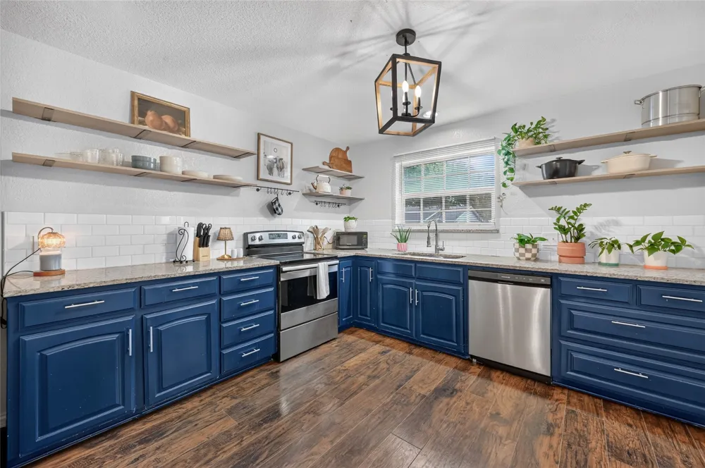 1804 Mims Street Fort Worth, TX 76112